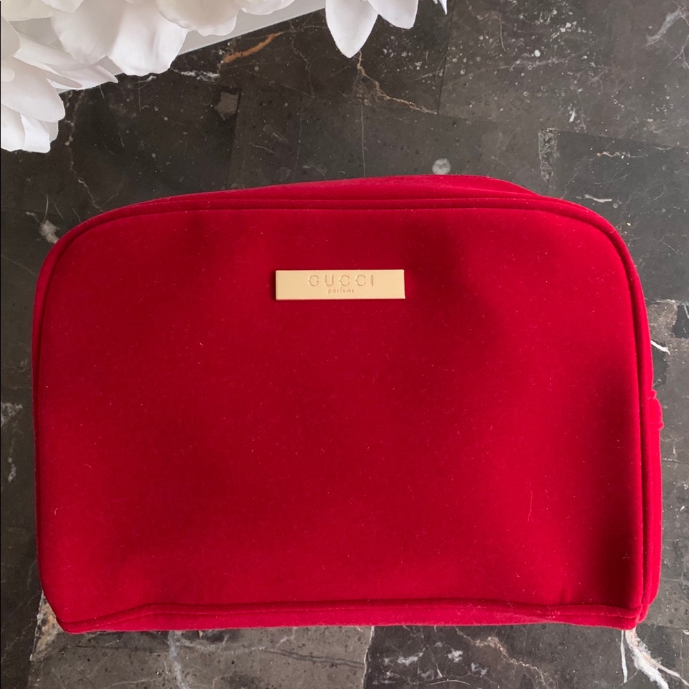 Gucci make up bag